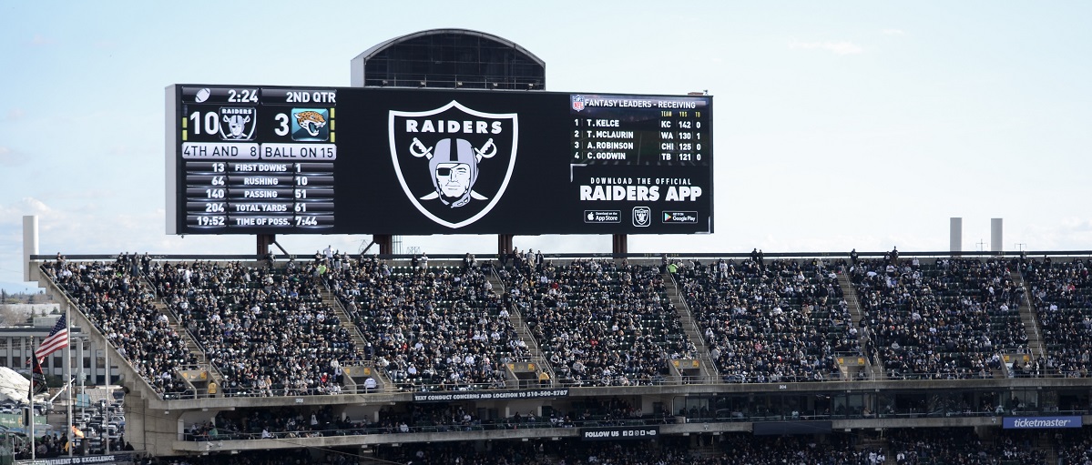 Watch the Raiders live in London